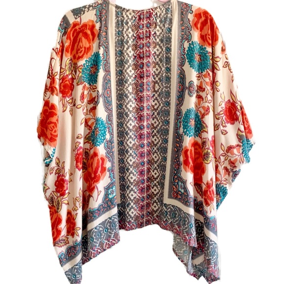 Angie Printed Kimono Style Women’s Coverup Size Small - Picture 3 of 5